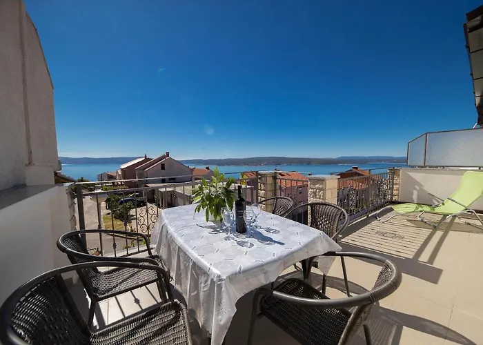 Apartments Baretic